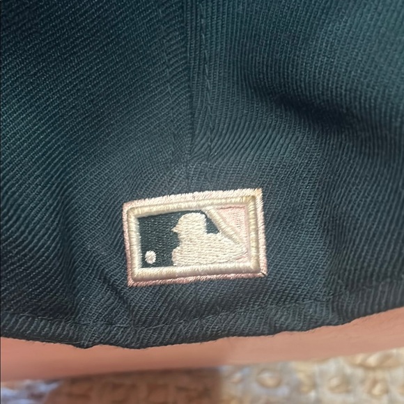 New Era Dark Green LA Cap with Palm Embroidery - Picture 7 of 10